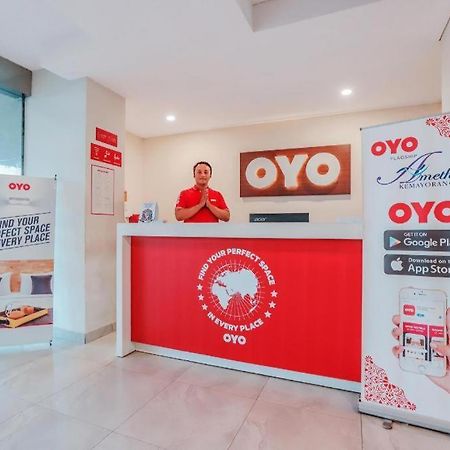 Vaccinated Staff - OYO Flagship 210 Amethyst Kemayoran Yakarta Exterior foto