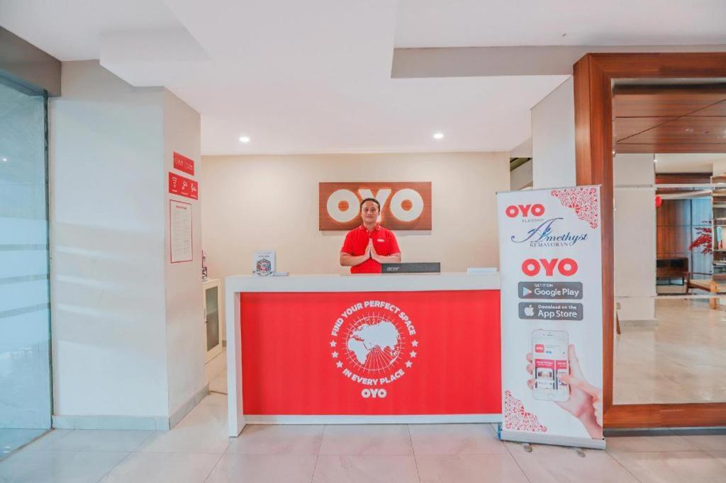 Vaccinated Staff - OYO Flagship 210 Amethyst Kemayoran Yakarta Exterior foto